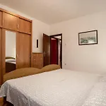 Apartments With A Parking Space Rovinj - 20535