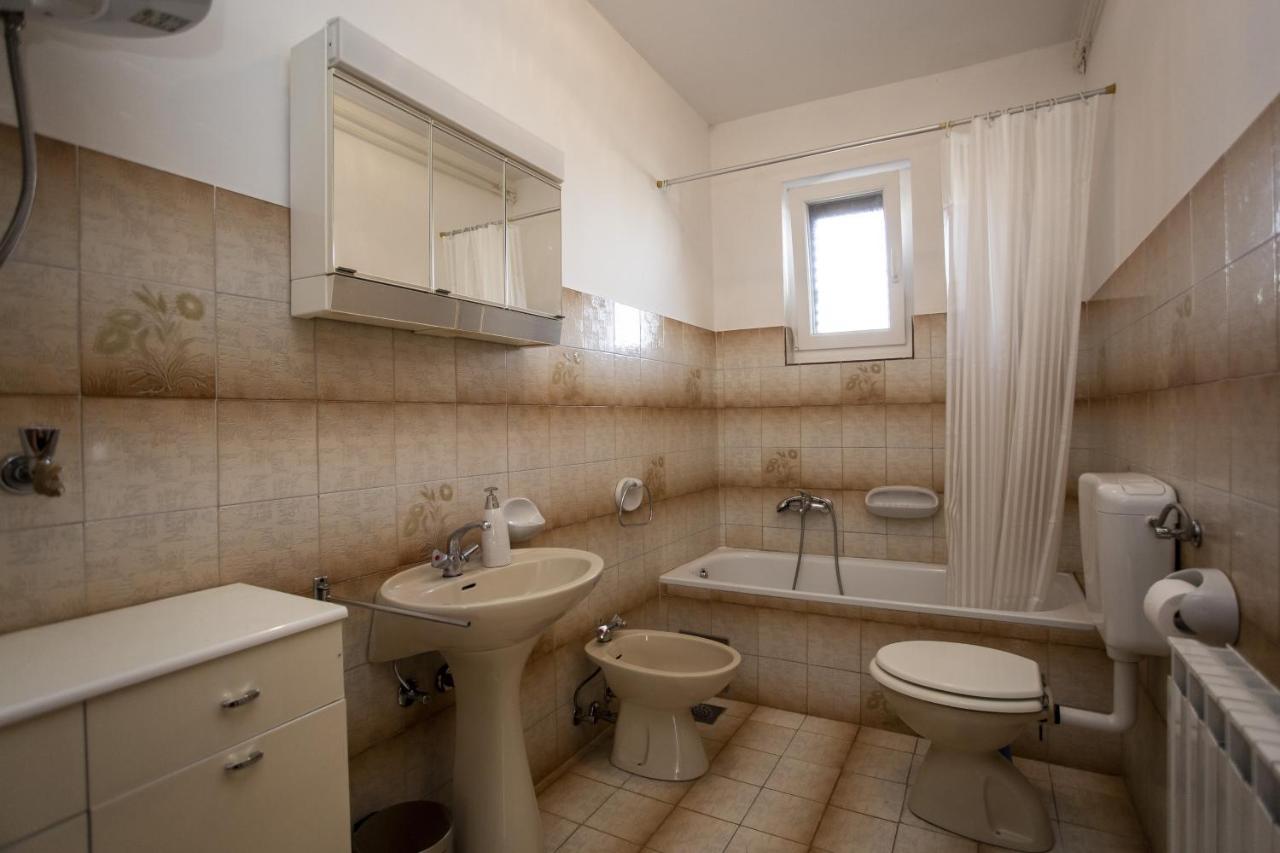 Apartman With A Parking Space - 20535 Rovinj