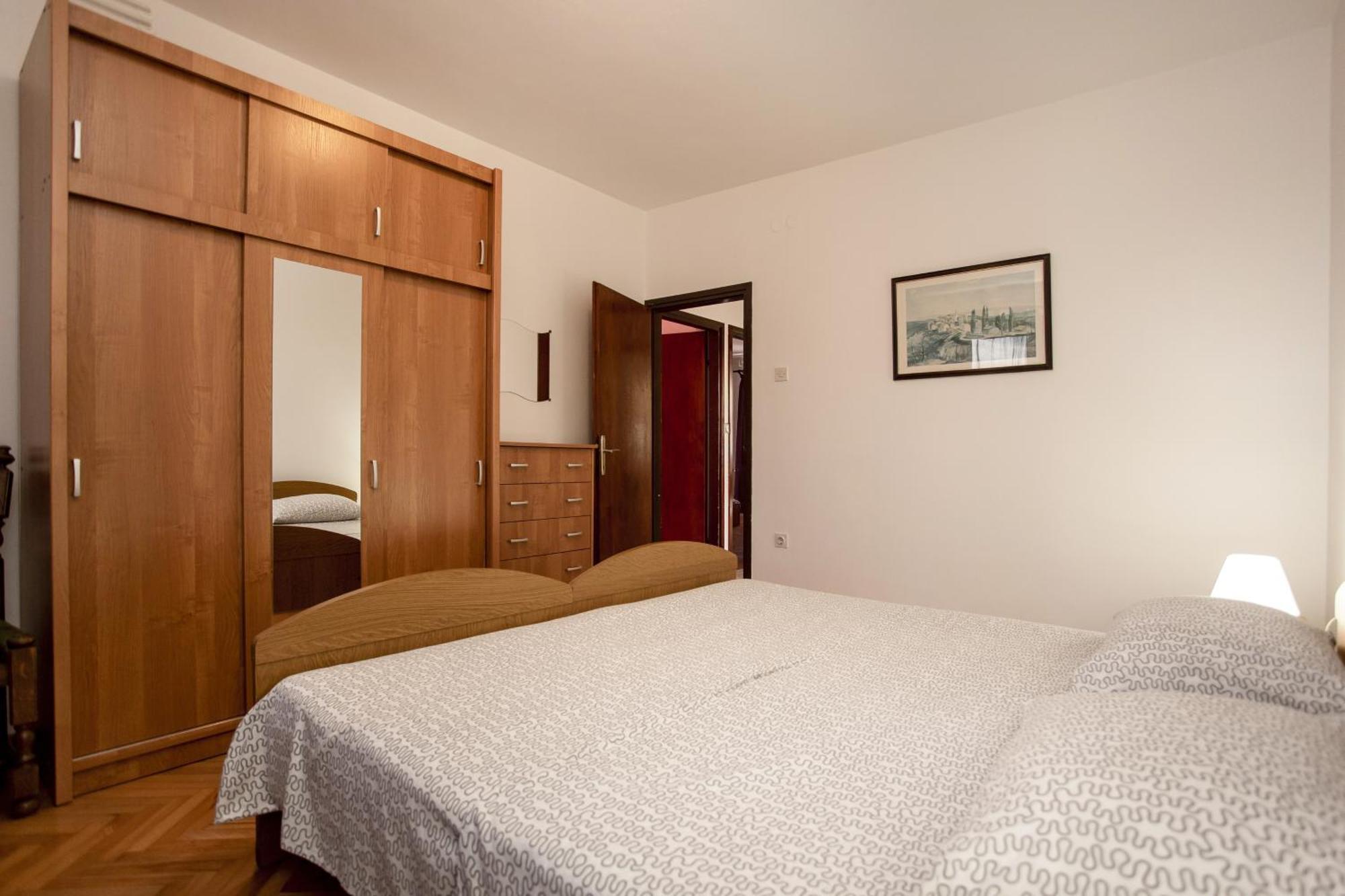 With A Parking Space - 20535 Apartman Rovinj